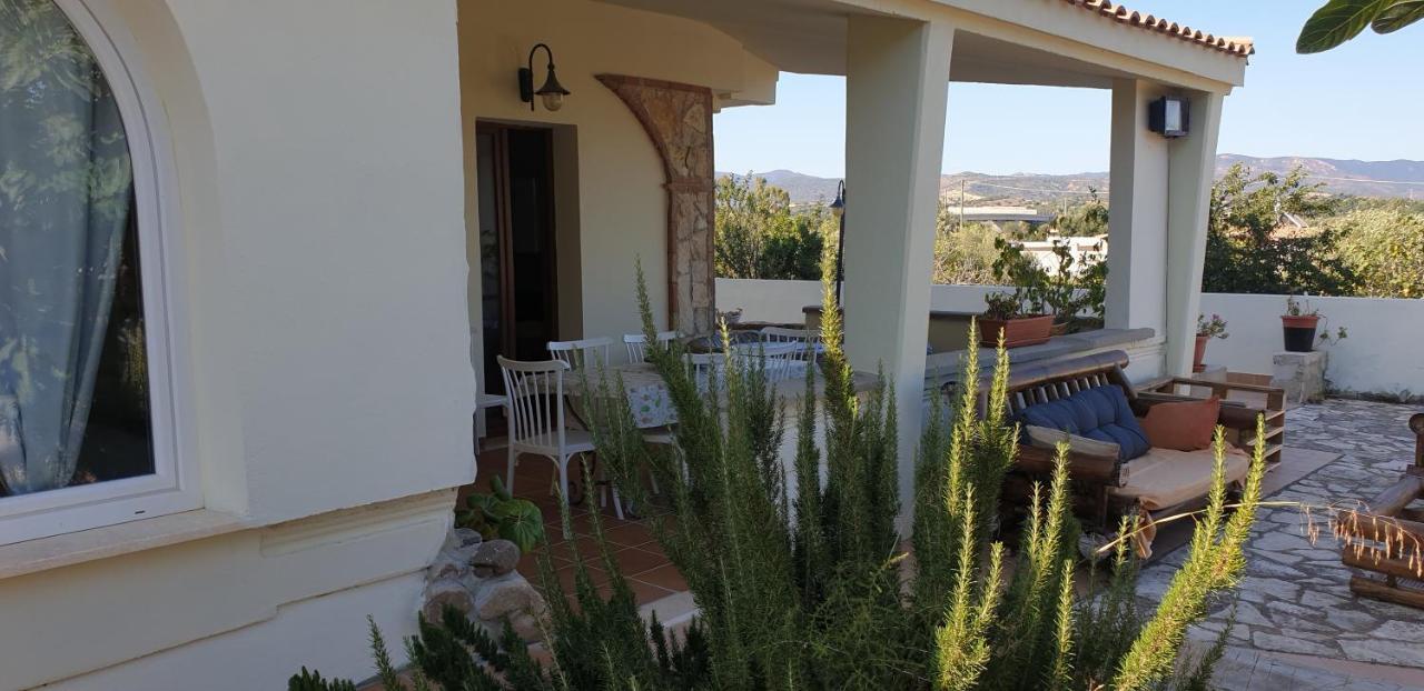 Villa Renzo E Lucia Sant Isidoro  Ngoại thất bức ảnh