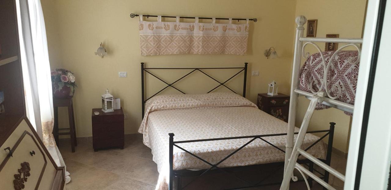 Villa Renzo E Lucia Sant Isidoro  Ngoại thất bức ảnh