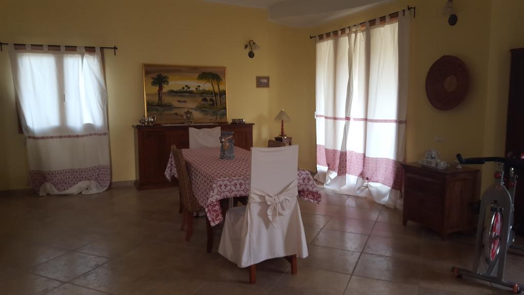 Villa Renzo E Lucia Sant Isidoro  Ngoại thất bức ảnh