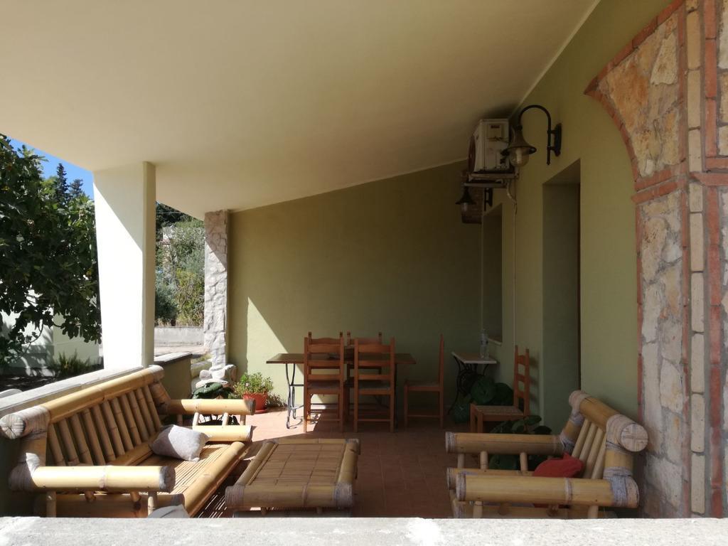 Villa Renzo E Lucia Sant Isidoro  Ngoại thất bức ảnh