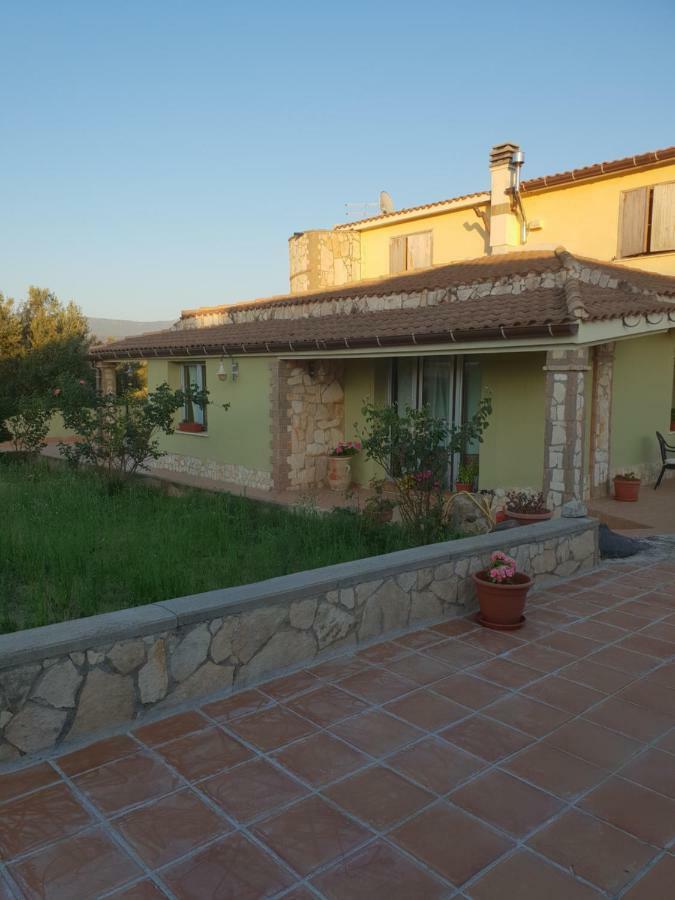 Villa Renzo E Lucia Sant Isidoro  Ngoại thất bức ảnh